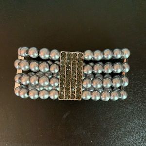 Light Gray -Silver 4-band Beaded Stretch Bracelet